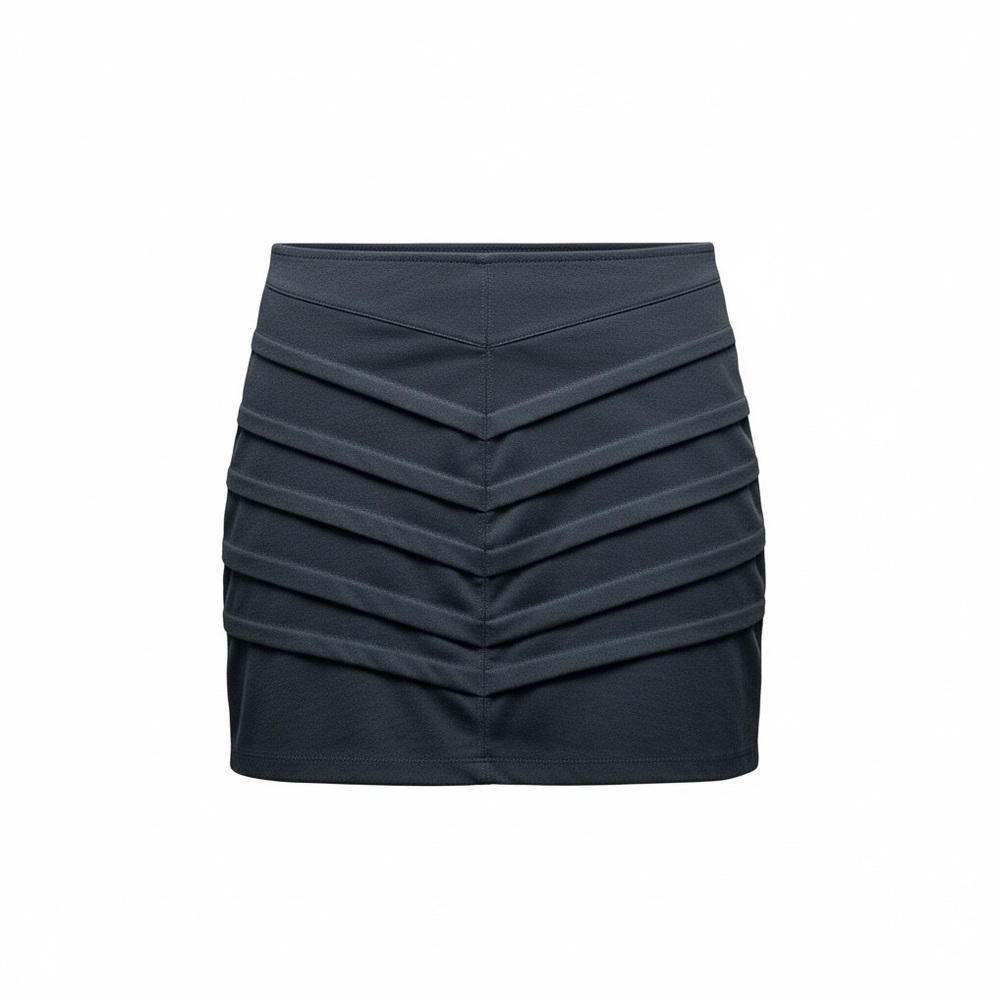 HIGH WAISTED BLACK PLEATED MINI SKIRT · SIZE L